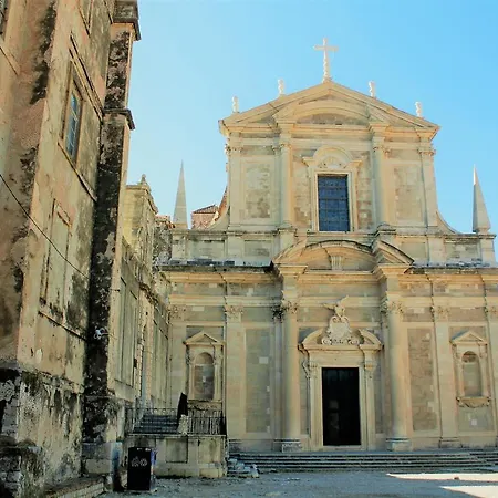 Gugilly Old Town Haven