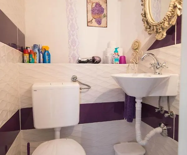 Gugilly Old Town Haven