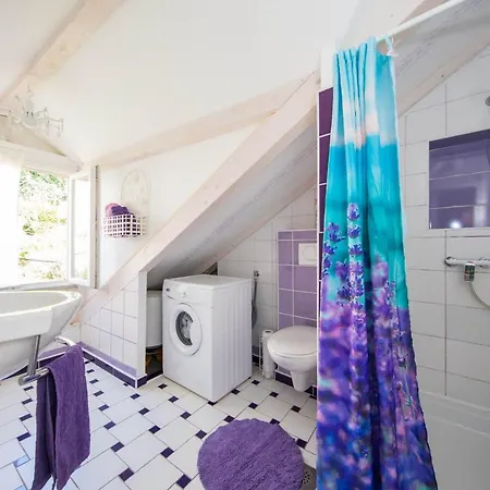 Gugilly Old Town Haven Apartment