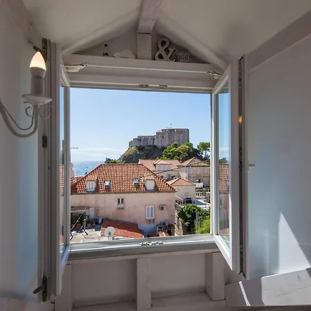 Apartment Gugilly Old Town Haven