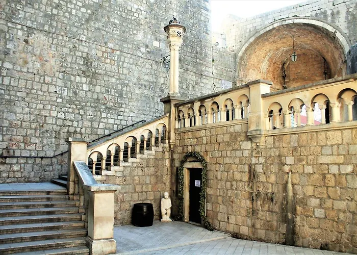 Gugilly Old Town Haven דירה *